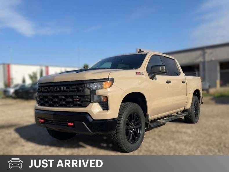 2022 Chevrolet Silverado 1500 Custom Trail Boss