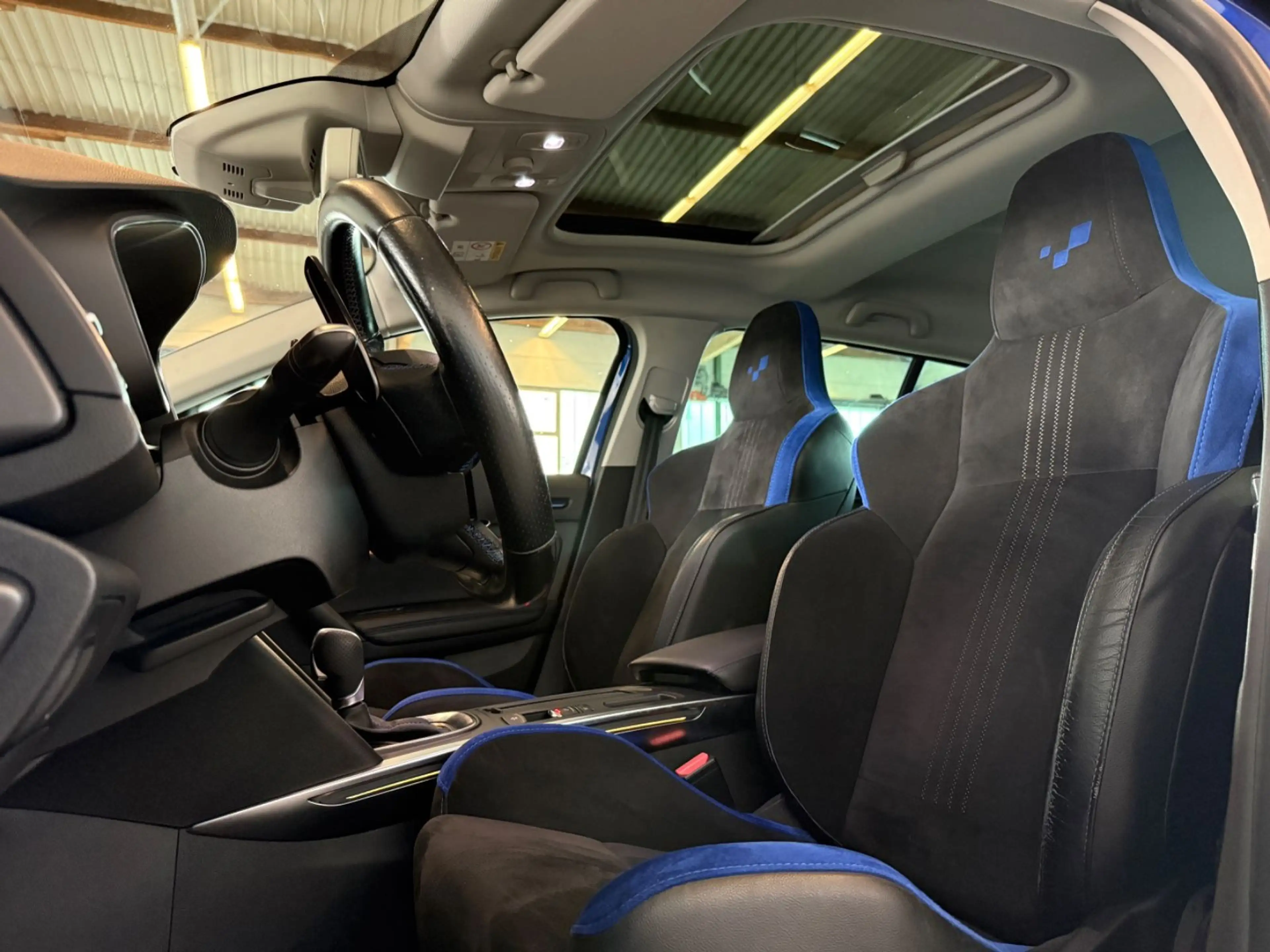 Renault Megane Grandtour GT | HUD | BOSE | ACC | CarPlay — photo 20