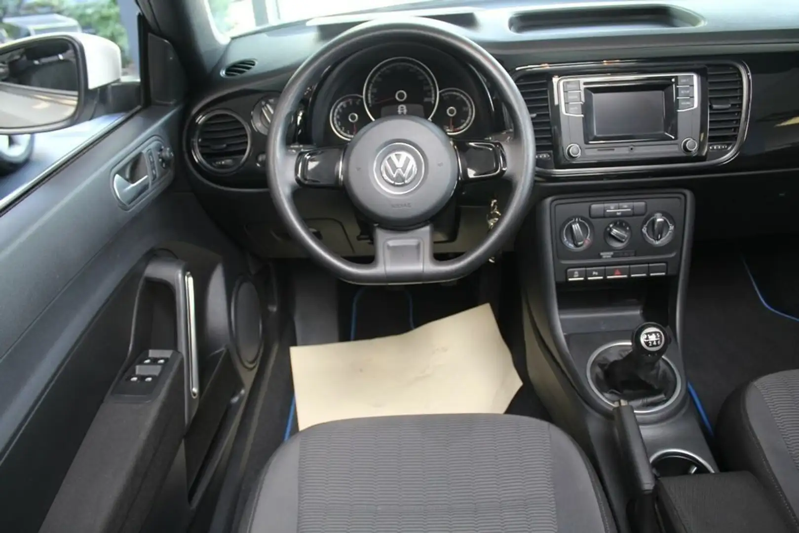 Volkswagen Maggiolino Cabrio 1.2 TSI Design BlueMotion Technology Alb - 1