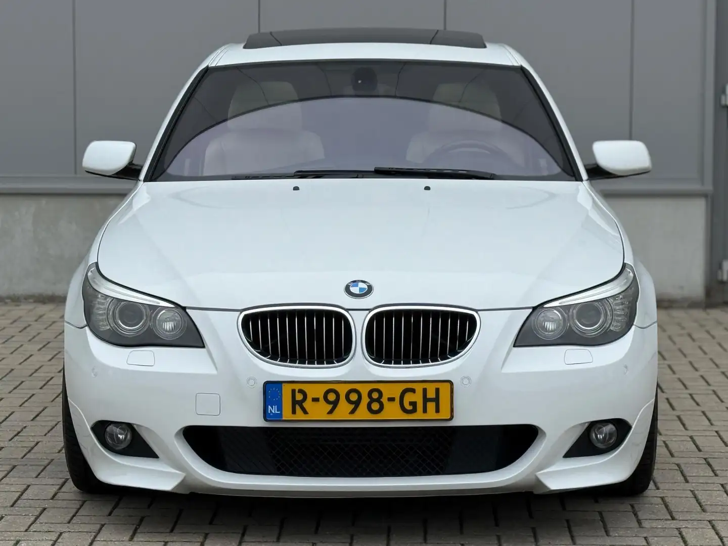BMW 550 5-serie 550i M pakket PANO BTW YOUNGTIMER VOL OPTI Blanc - 2