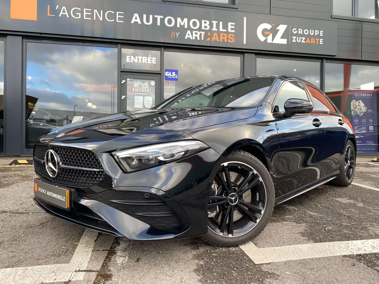 Mercedes-Benz A 250 Berline 4 MATIC AMG Line GARAN Noir - 2