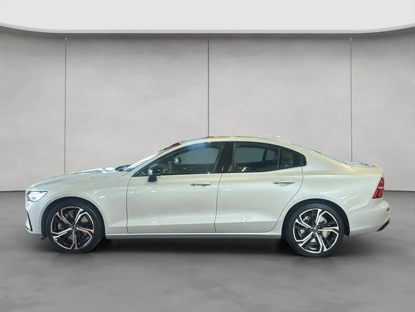 Volvo S60 B5 B AWD Ultimate Dark Silber - 2