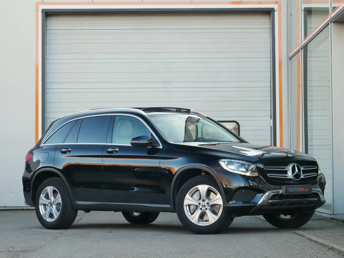 Mercedes-Benz GLC 350 e 4M Pano/AHK/HUD/Offroad Zwart - 2