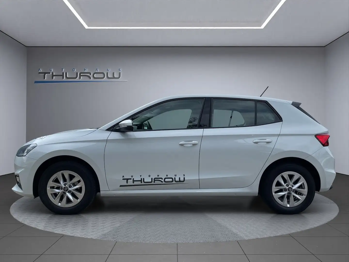 Skoda Fabia 1.0 TSI Selection LED Smartlink SH LM NSW Weiß - 2