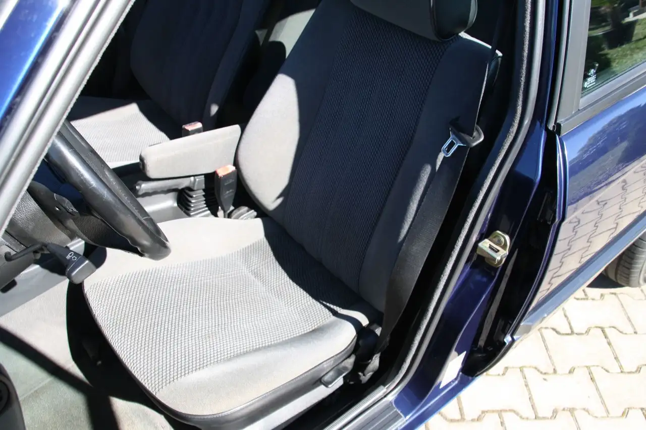 BMW 318 i E30 Touring * KLIMA * Sehr gute Karosse..., foto 11