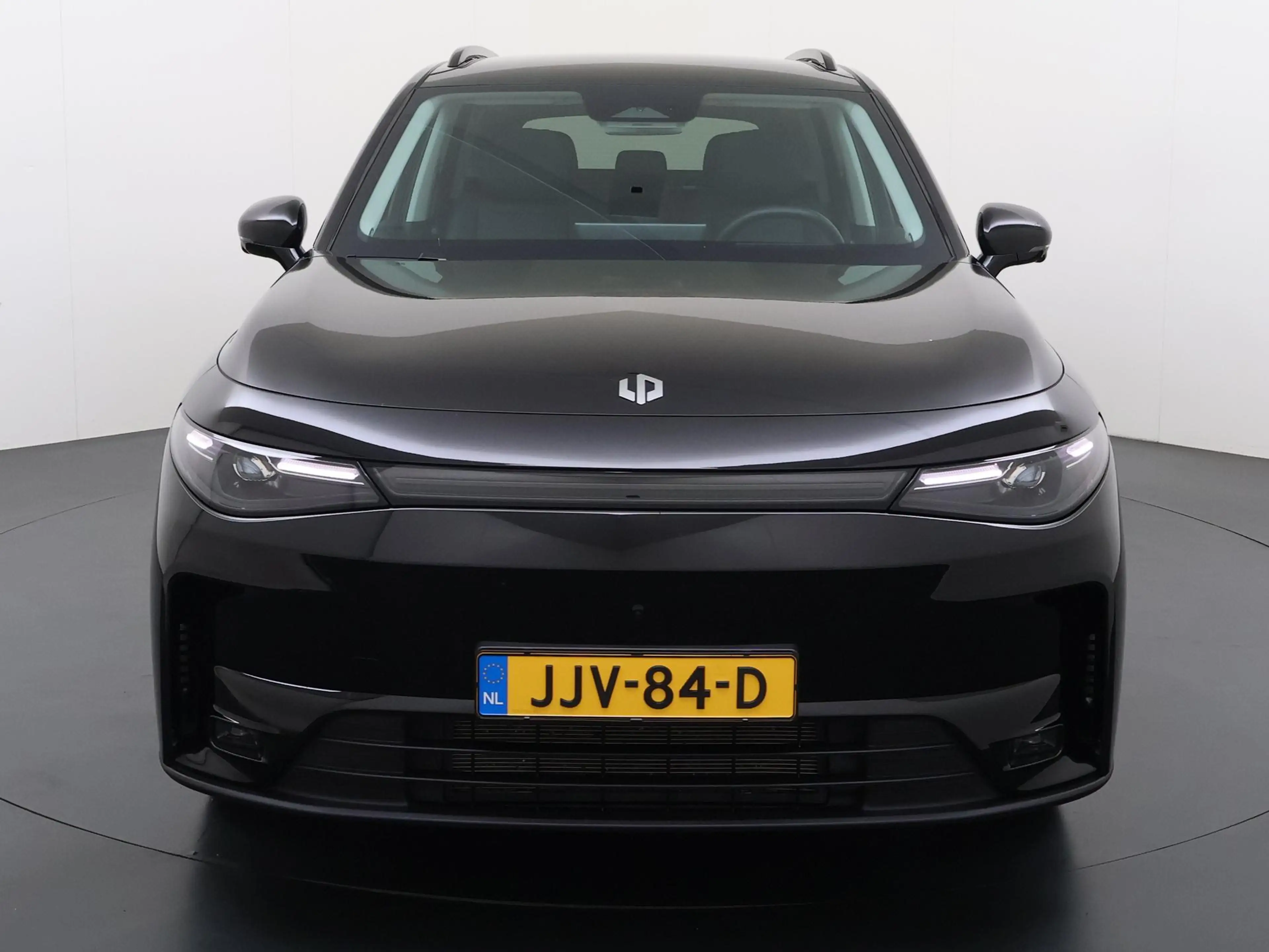 Leapmotor C10 Design REEV 28.4 kWh DEMO:Vraag naar de actuele km — photo 9