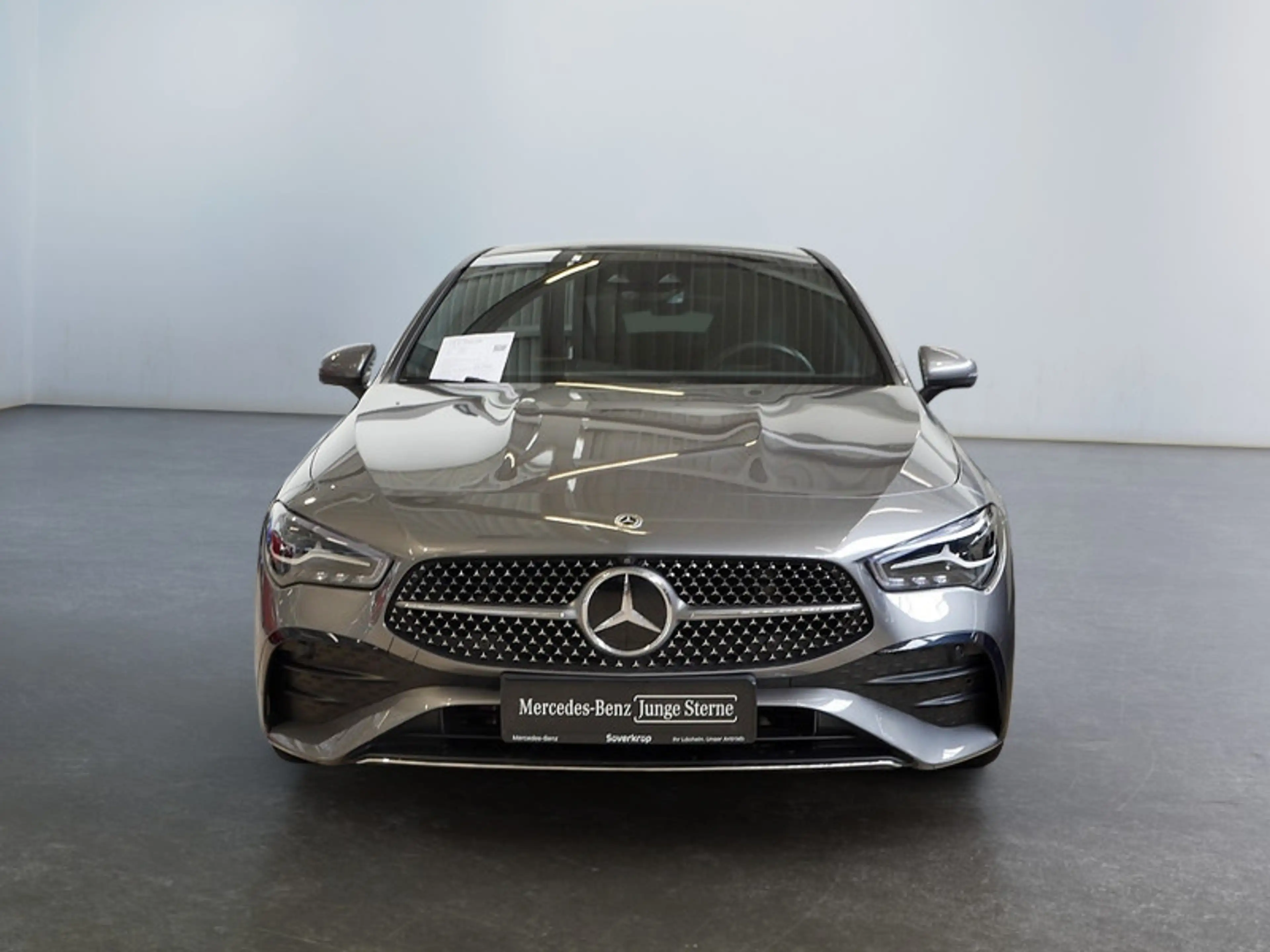 Mercedes-Benz CLA 200 SB AMG 360 AHK DISTR KAMERA PANO SPUR — photo 4