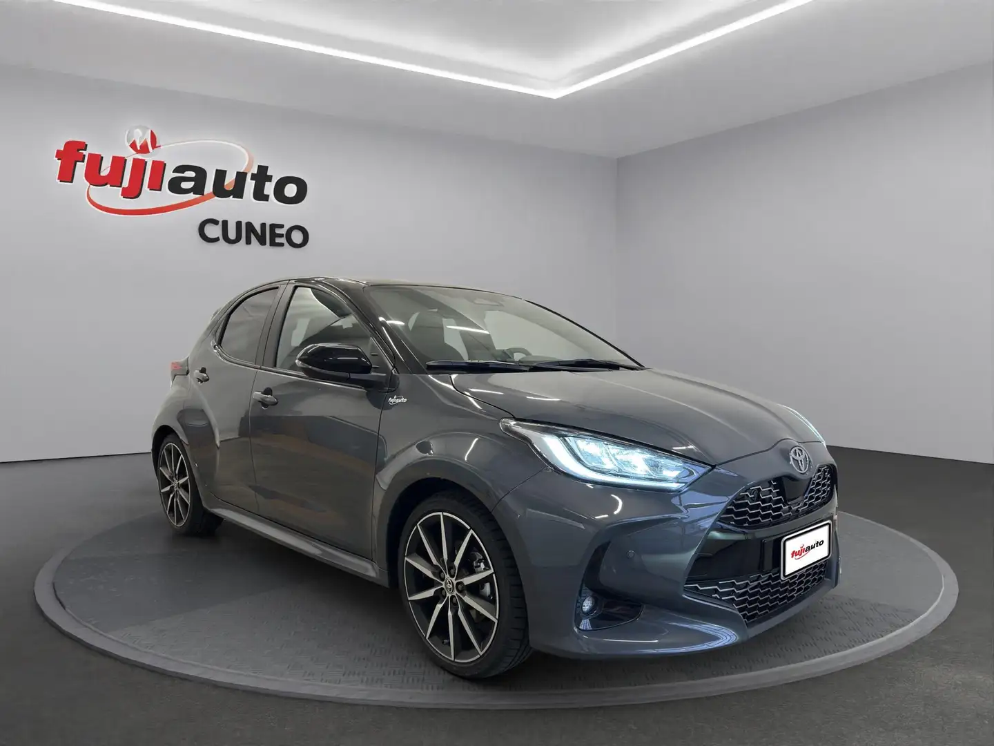 Toyota Yaris Yaris 1.5h 130 GR Sport Grigio - 2