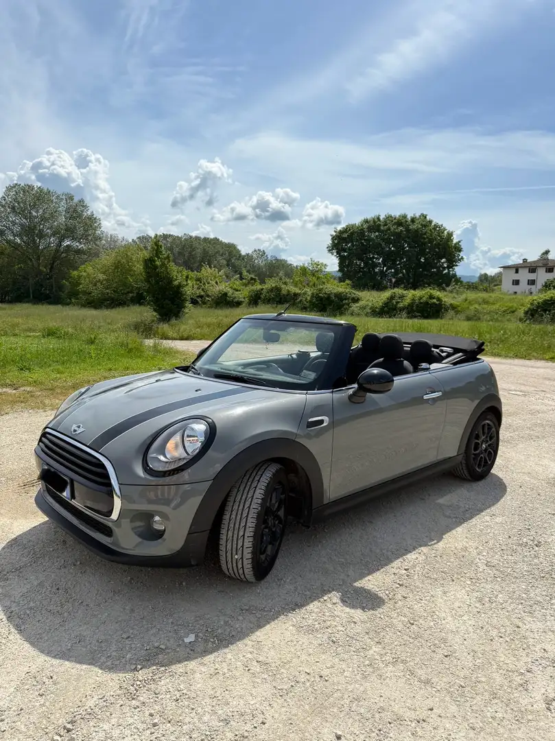 MINI Cooper D Cabrio 1.5 auto - 2