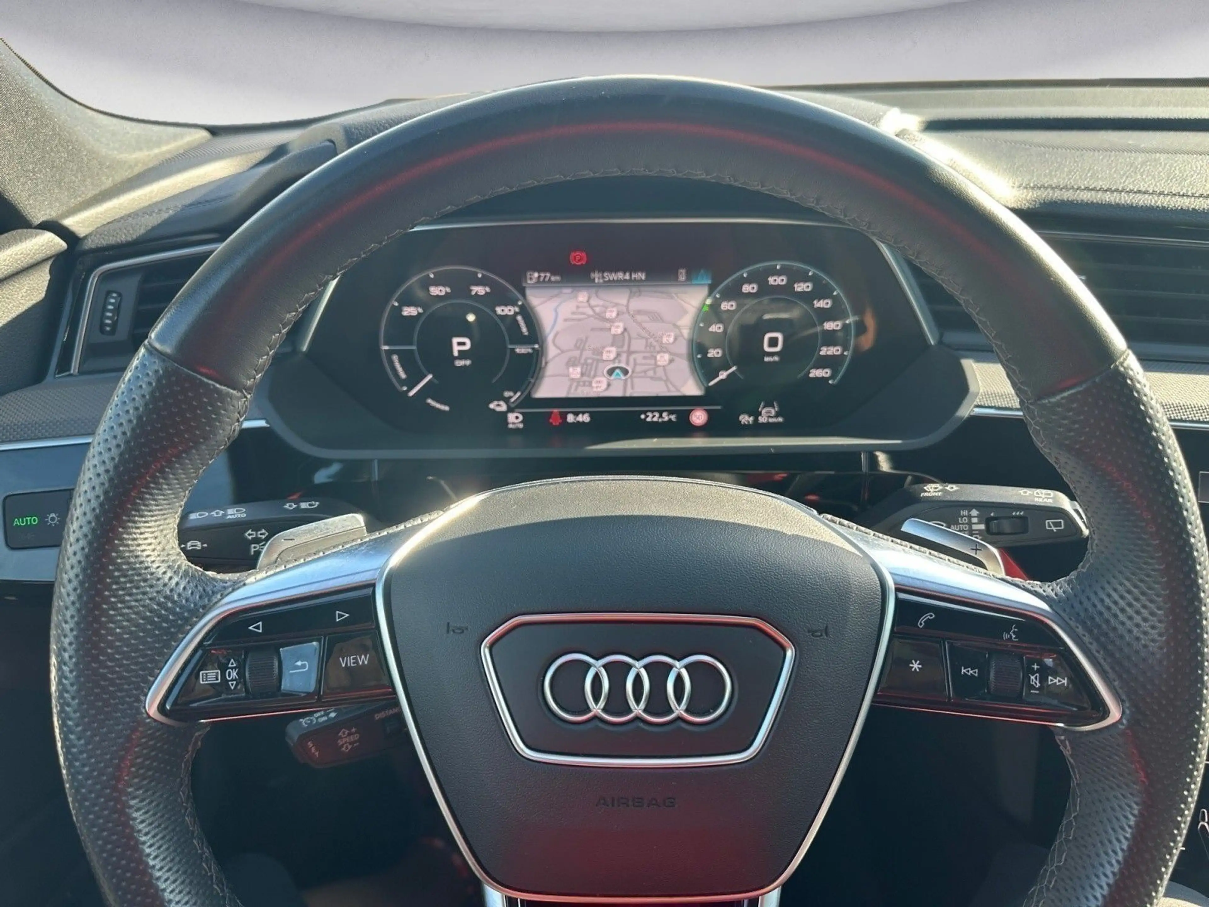 Audi Q8 e-tron 50 quattro S-Line AirSuspension Matrix — photo 10
