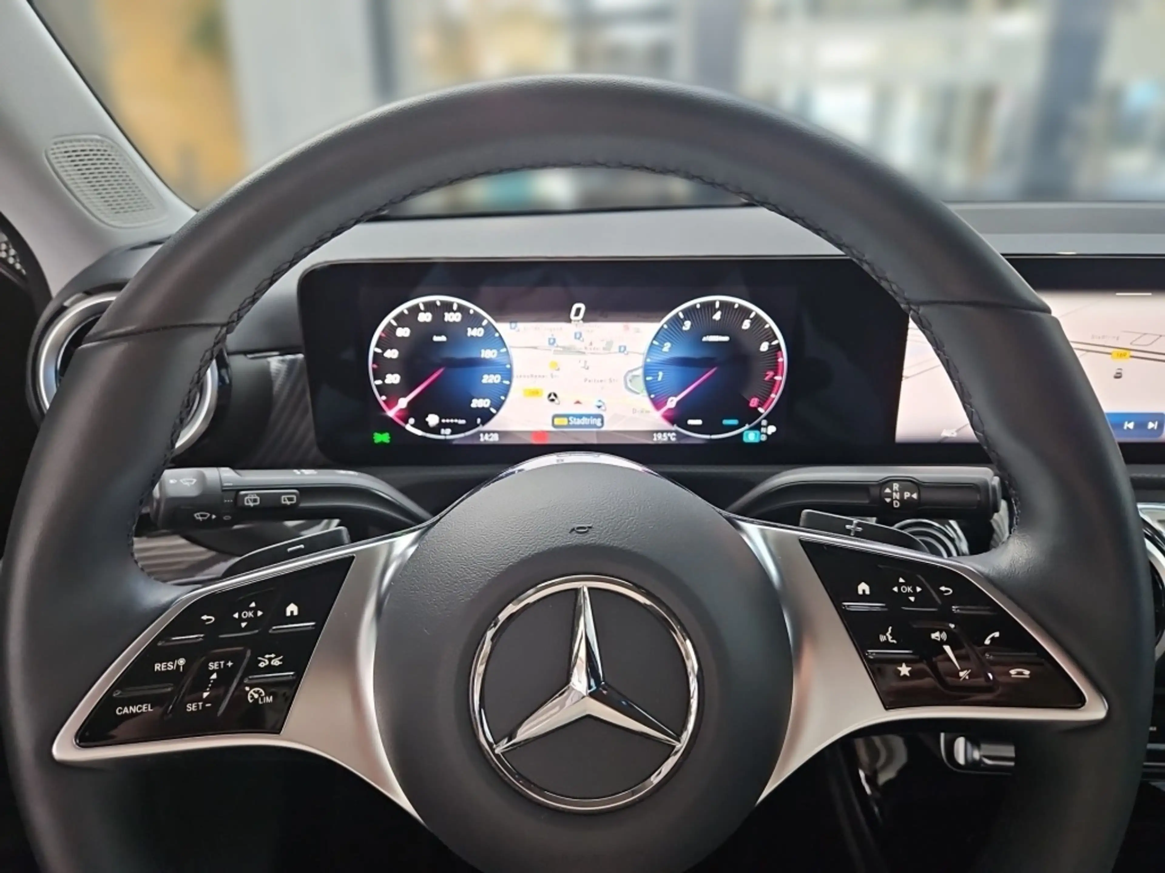 Mercedes-Benz A 180 Progressive Totwi. Navi LED SHZ SpurH KAM — photo 8