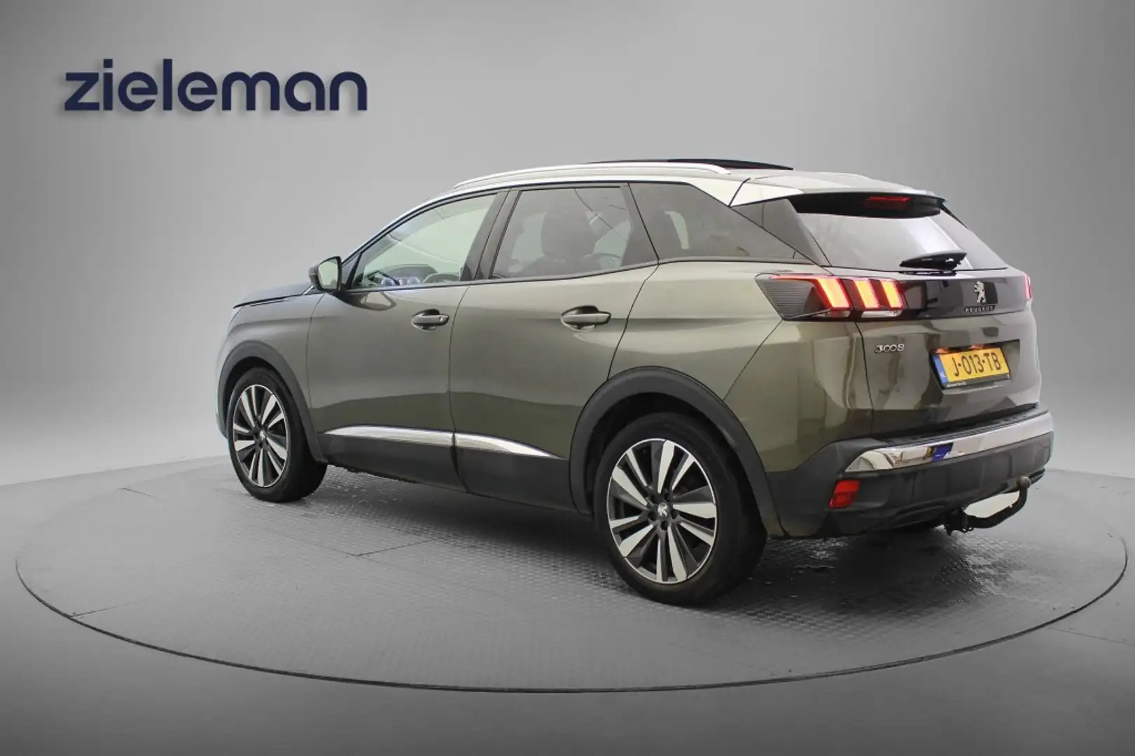 Peugeot 3008 1.2 PureTech Premium - Carplay, Navi, Panorama, Ha Grijs - 2