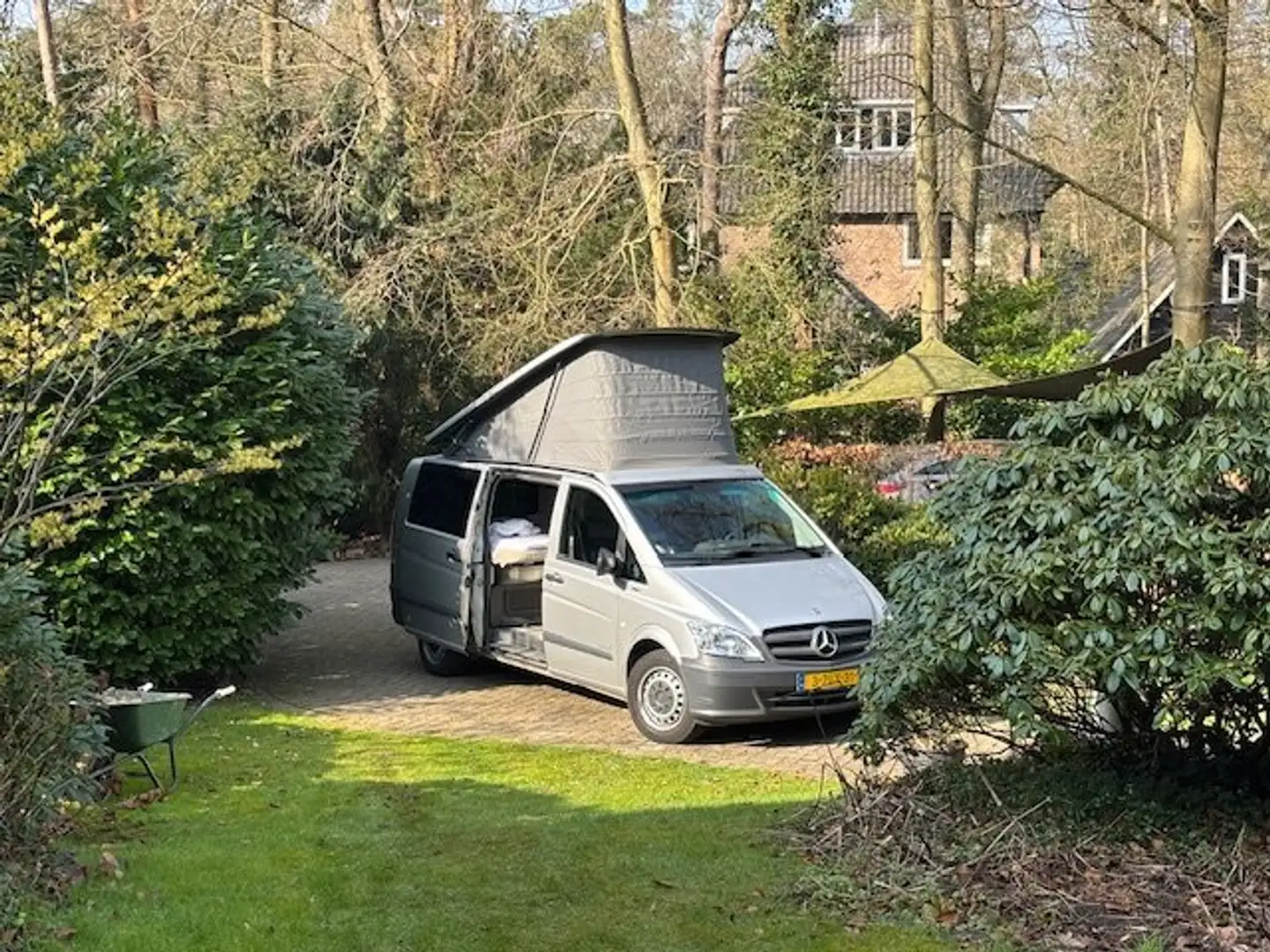 Caravans-Wohnm Westfalia Westfalia Jules Verne Camperbus srebrna - 1