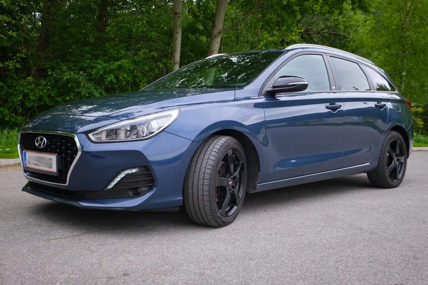 Hyundai i30 i30 CW 1,6 CRDi GO! GO! Blau - 1