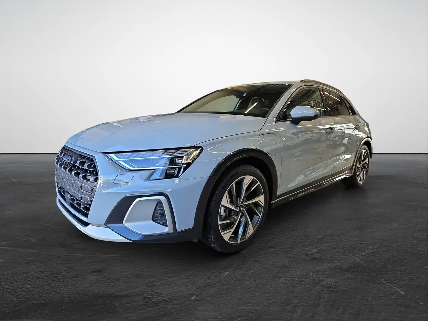 Audi A3 allstreet 40 TFSI e Matrix RFK Navi Businesspak... Grau - 2