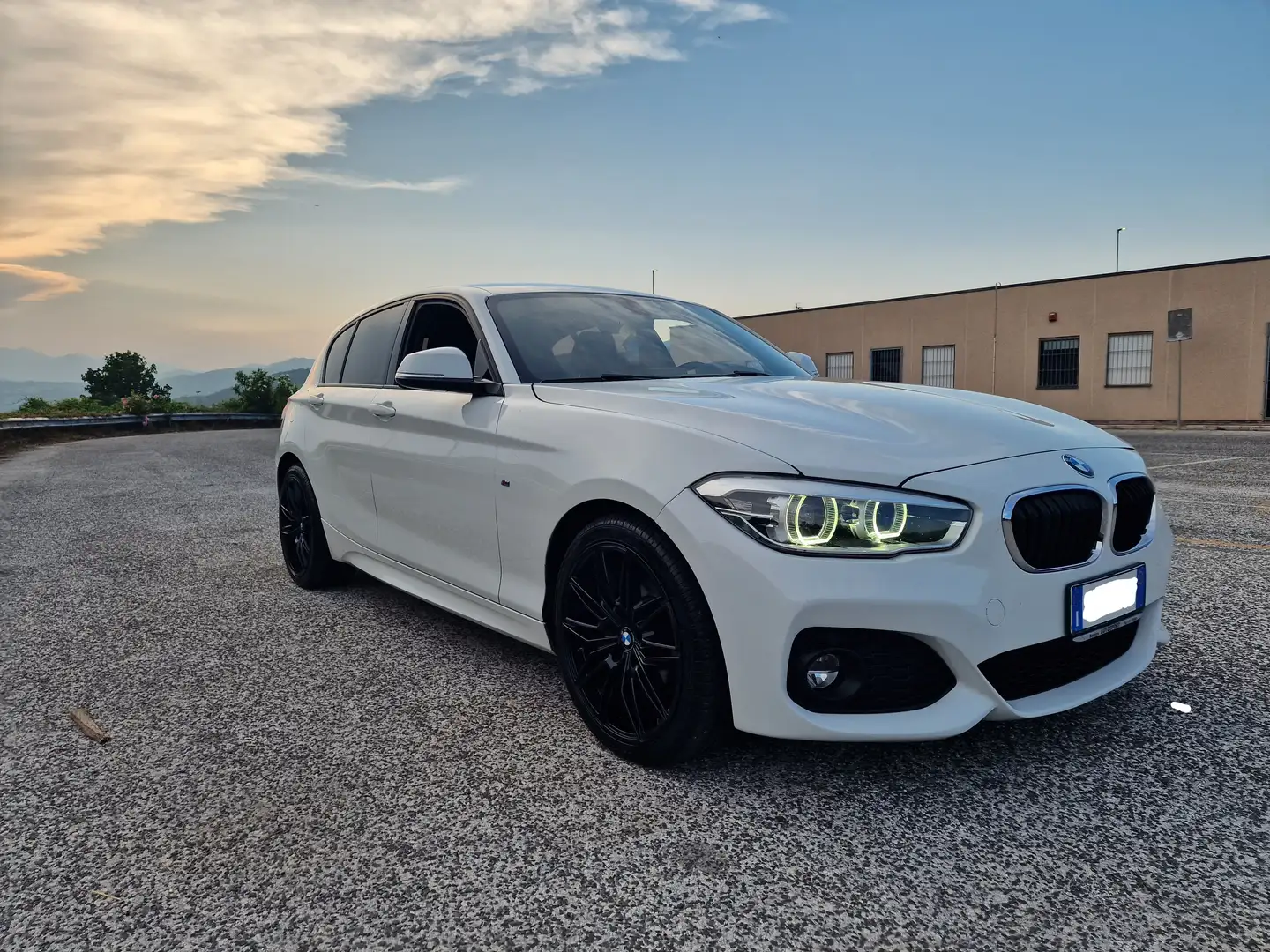 BMW 120 Serie 1 F/20-21 2015 120d xdrive Msport 5p auto Blanco - 1