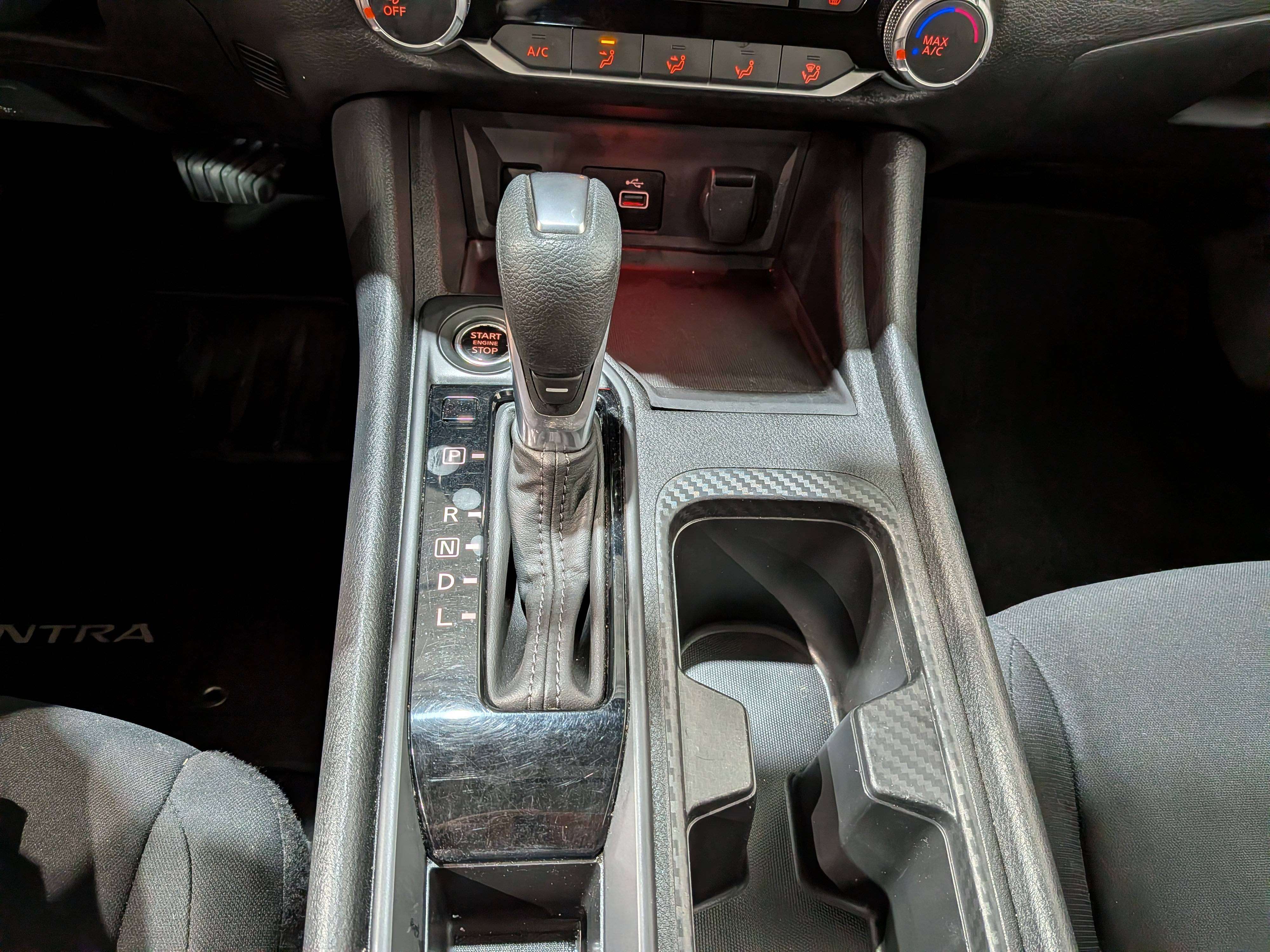 Nissan Sentra 2024