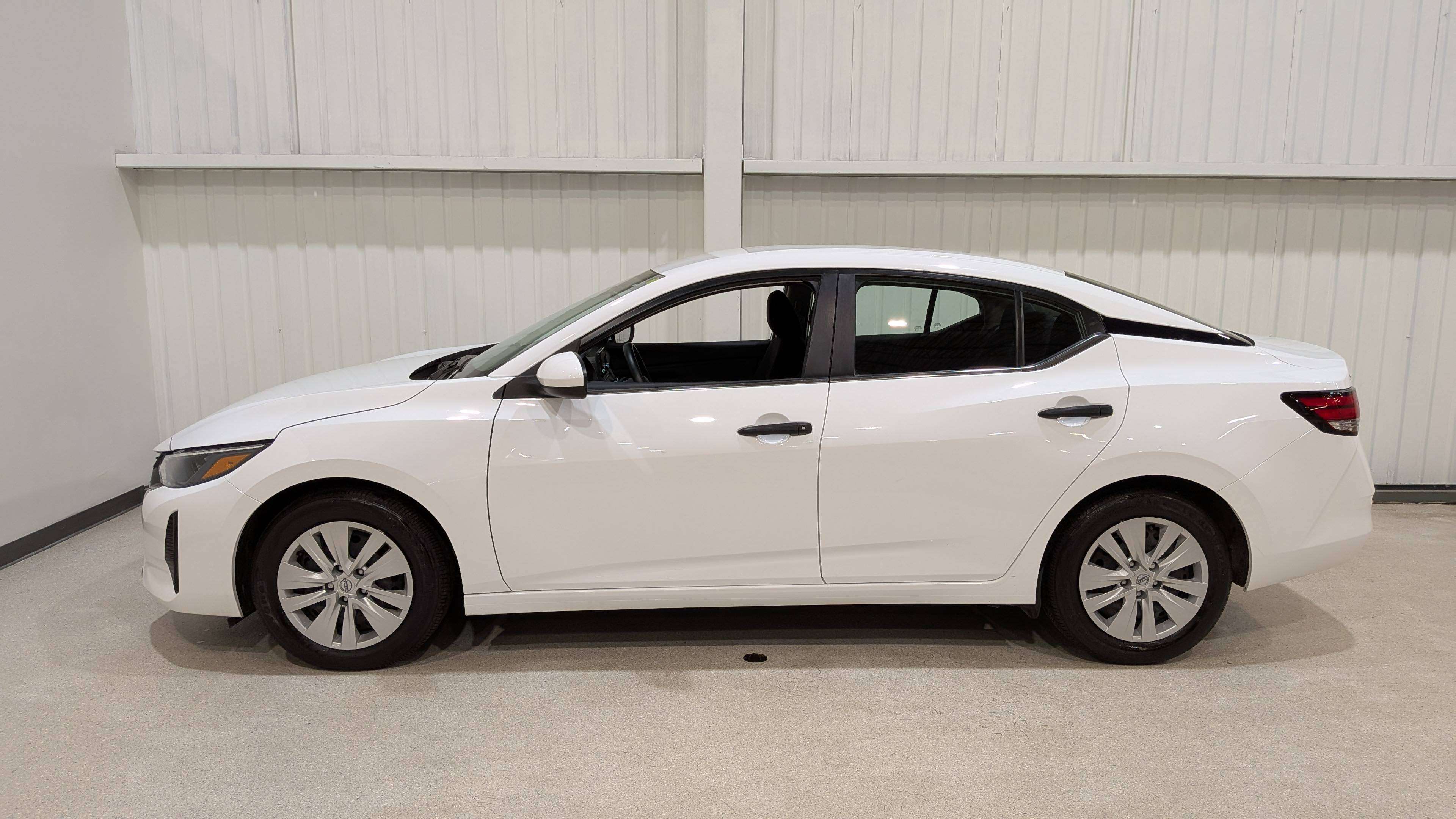 Nissan Sentra 2024