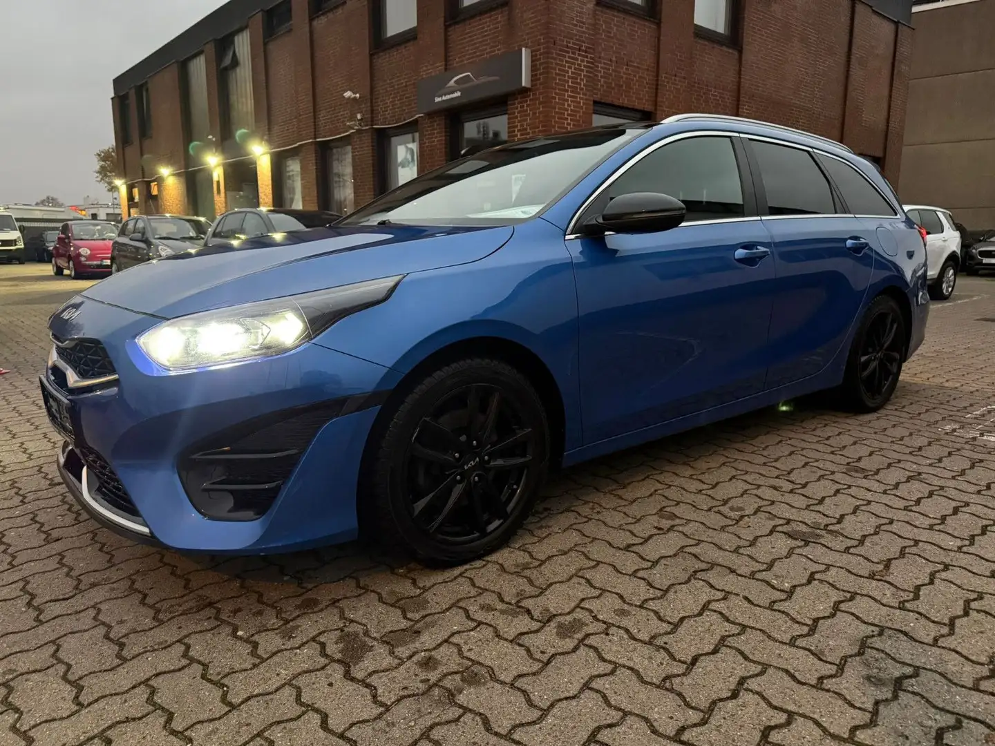 Kia Ceed / cee'd Kia Ceed SW 1.6 CRDi AUT. *GT-LINE*PANO*VIRTUAL* Bleu - 2