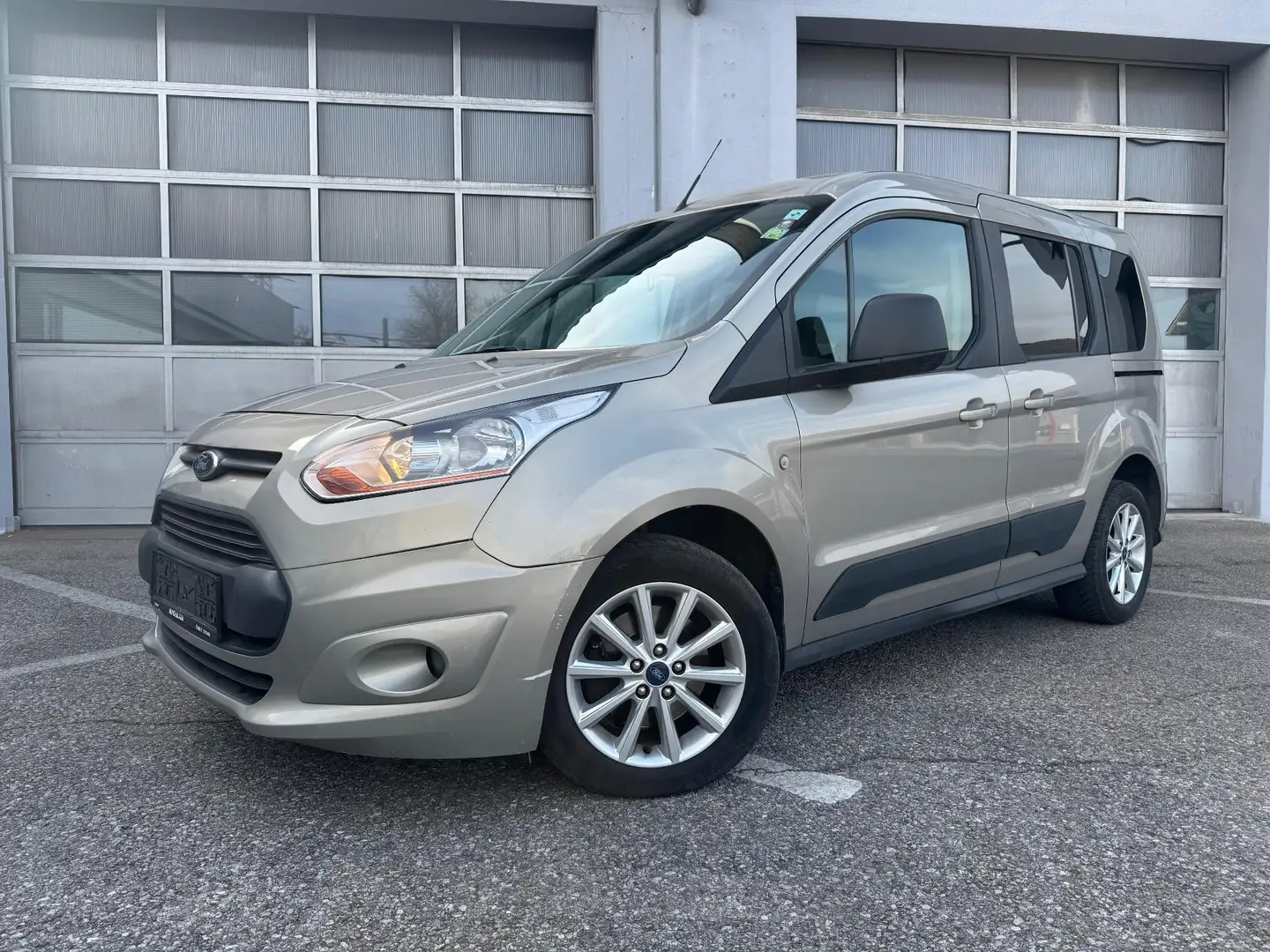 Ford Tourneo Connect Trend 1,6 TDCi/Bluetooth/Tempomat/Alufelgen Bronze - 1