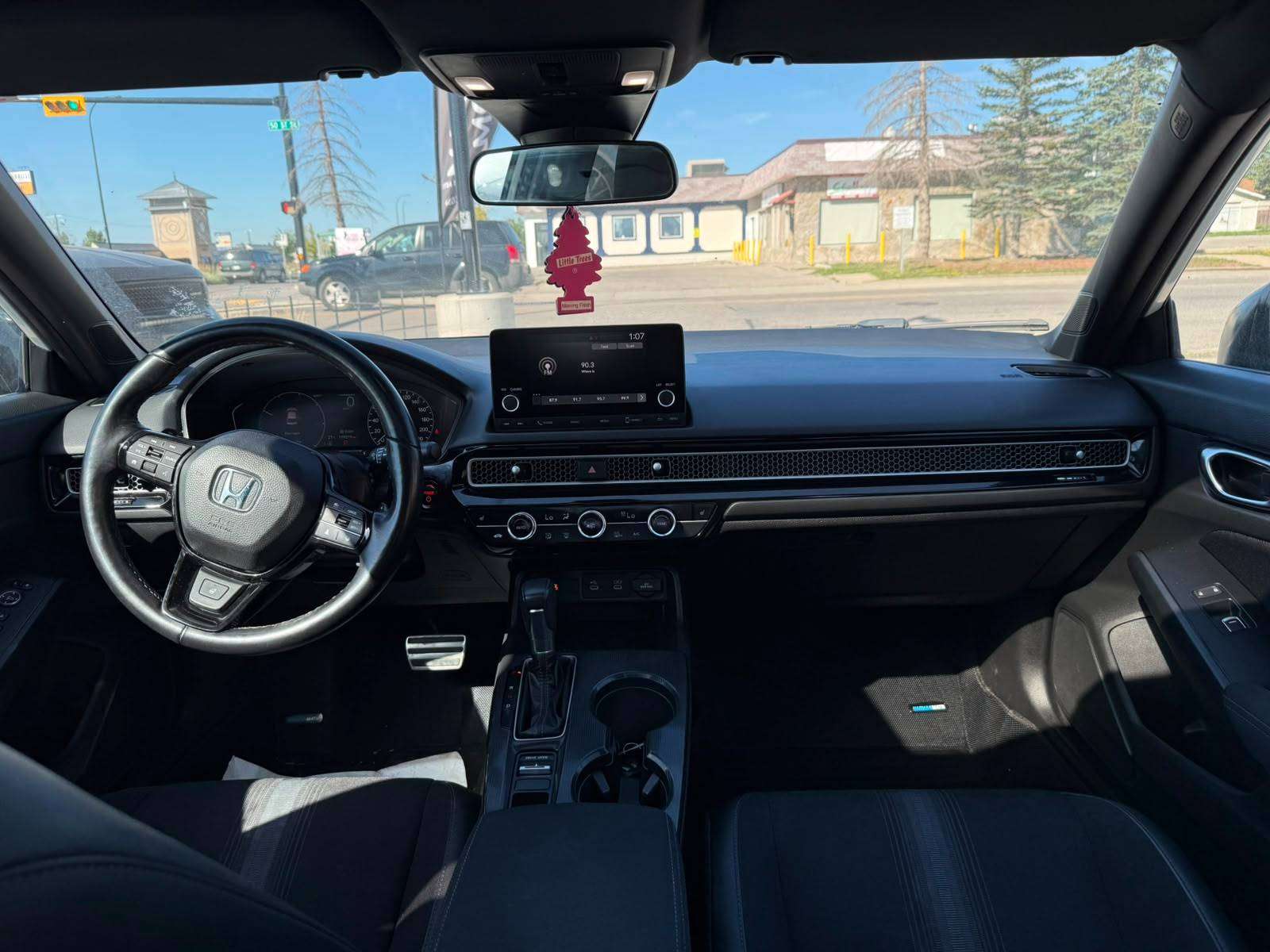 2025 Honda Civic Sedan — view 11