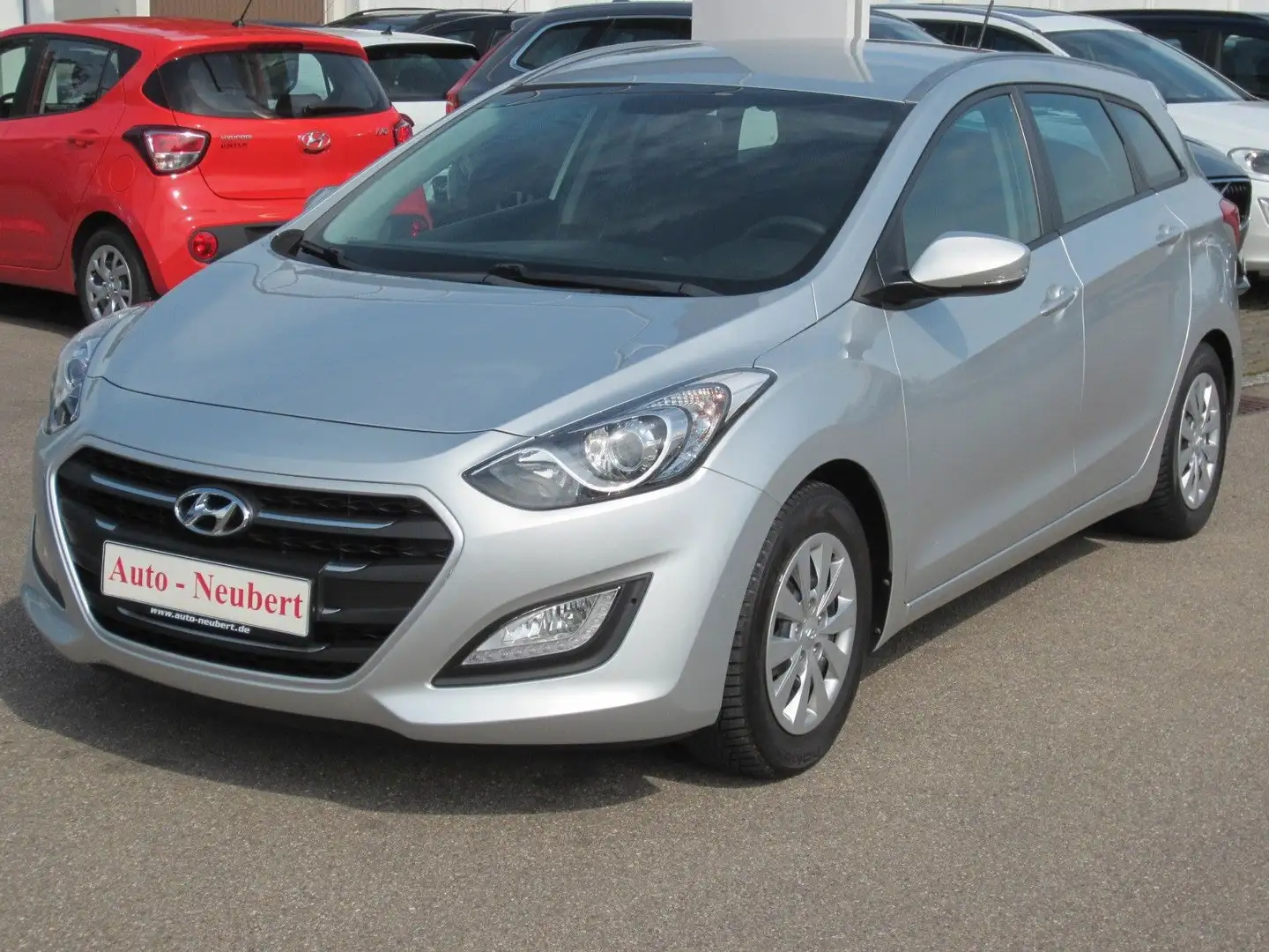 Hyundai i30 cw blue Trend Silber - 2