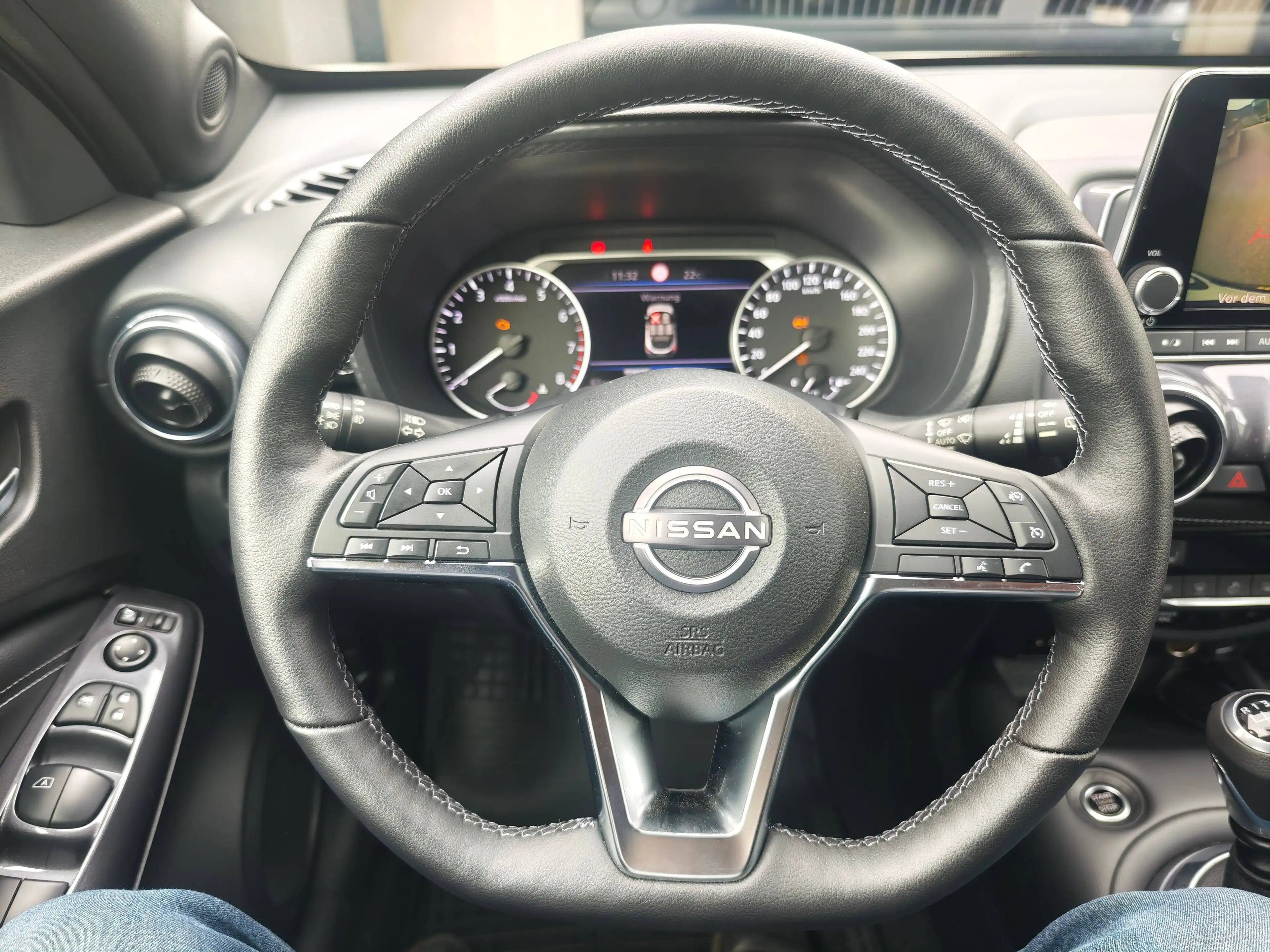 Nissan Juke Juke 1,0 DIG-T  N-Connecta Winter Navi — photo 11