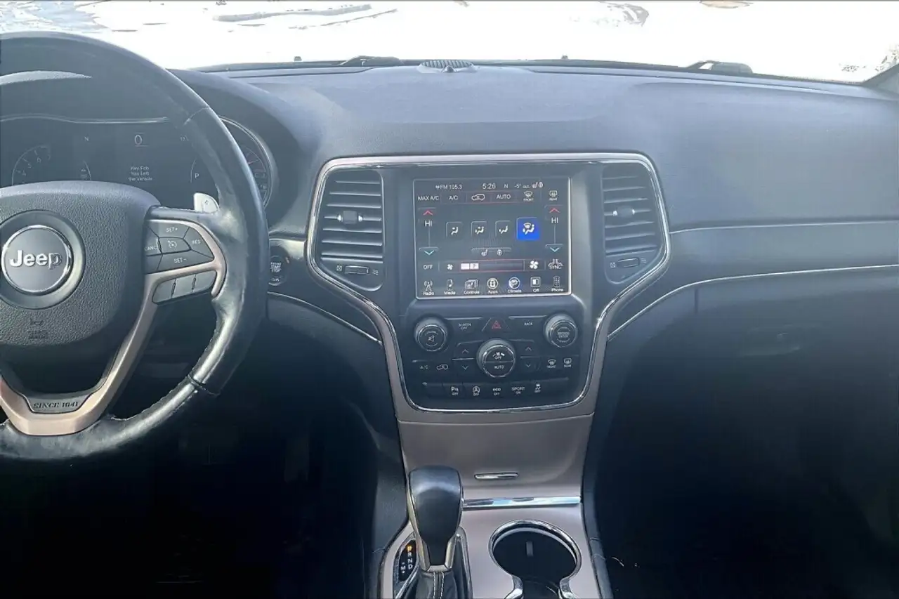Jeep Grand Cherokee снимка Jeep Grand Cherokee