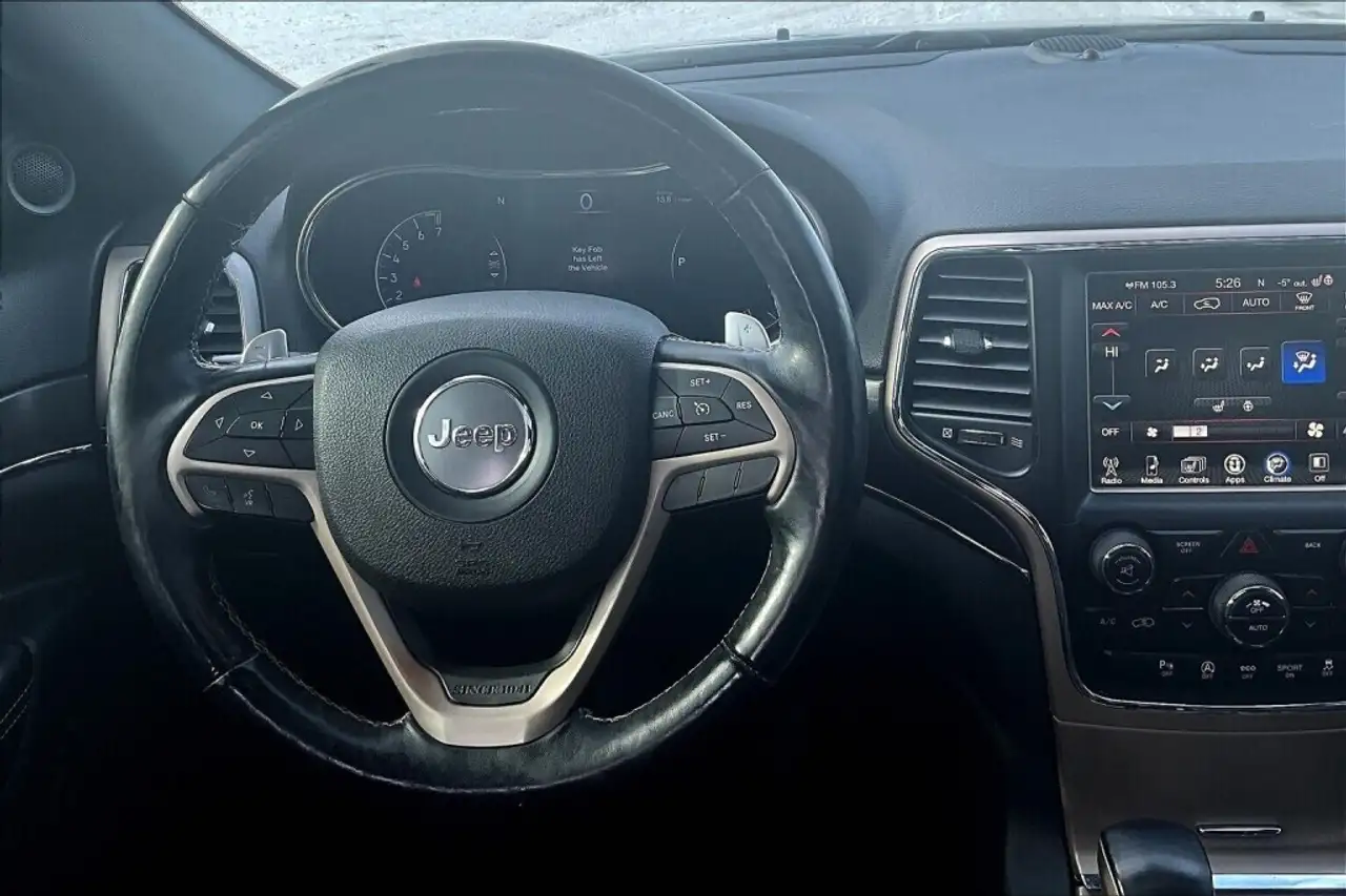 Jeep Grand Cherokee снимка Jeep Grand Cherokee
