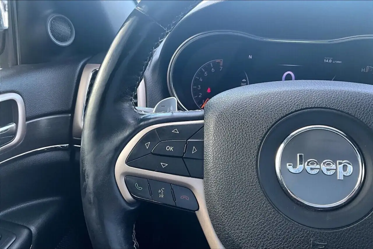 Jeep Grand Cherokee снимка Jeep Grand Cherokee