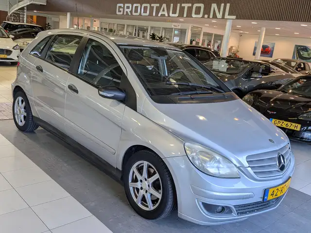 Mercedes-Benz B 200 Airco, Carplay, Stuurbekrachtiging