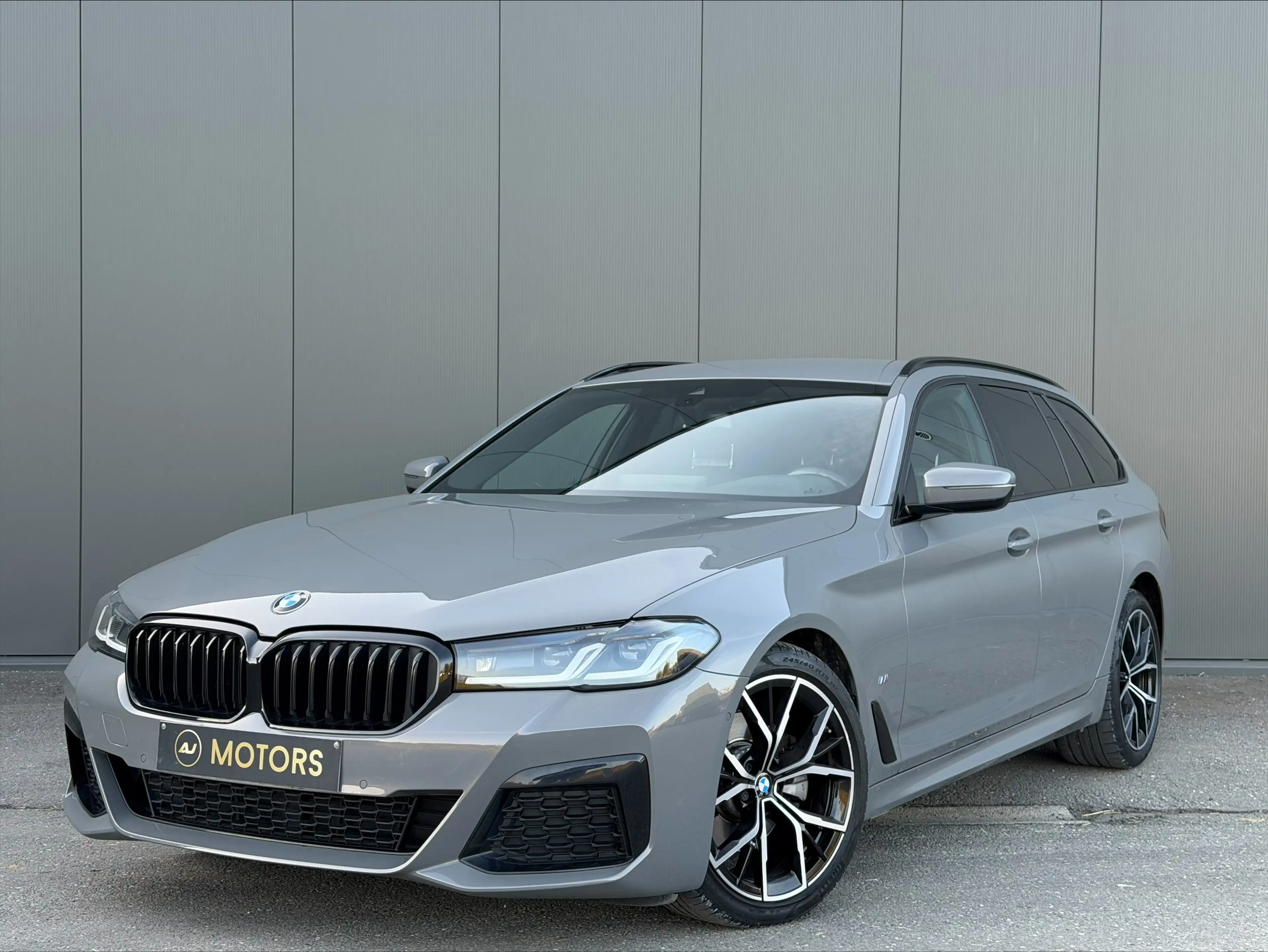 BMW 518 dA Touring MHEV 150cv - Pack M - Cockpit - Camera