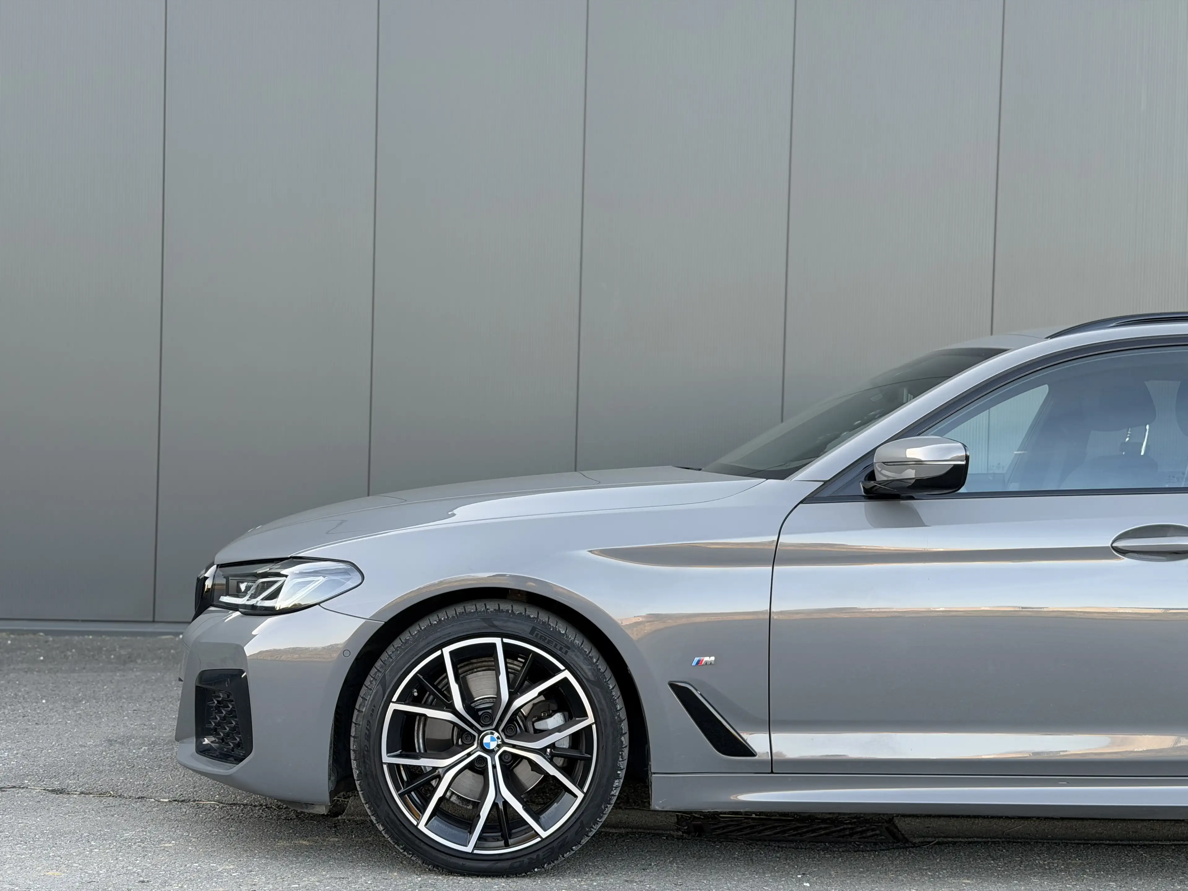 BMW 518 dA Touring MHEV 150cv - Pack M - Cockpit - Camera — photo 9