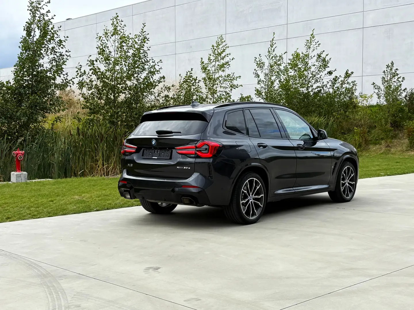 BMW X3 xDrive30e M Pakket pano  360 gesture headup 20" HK Noir - 2