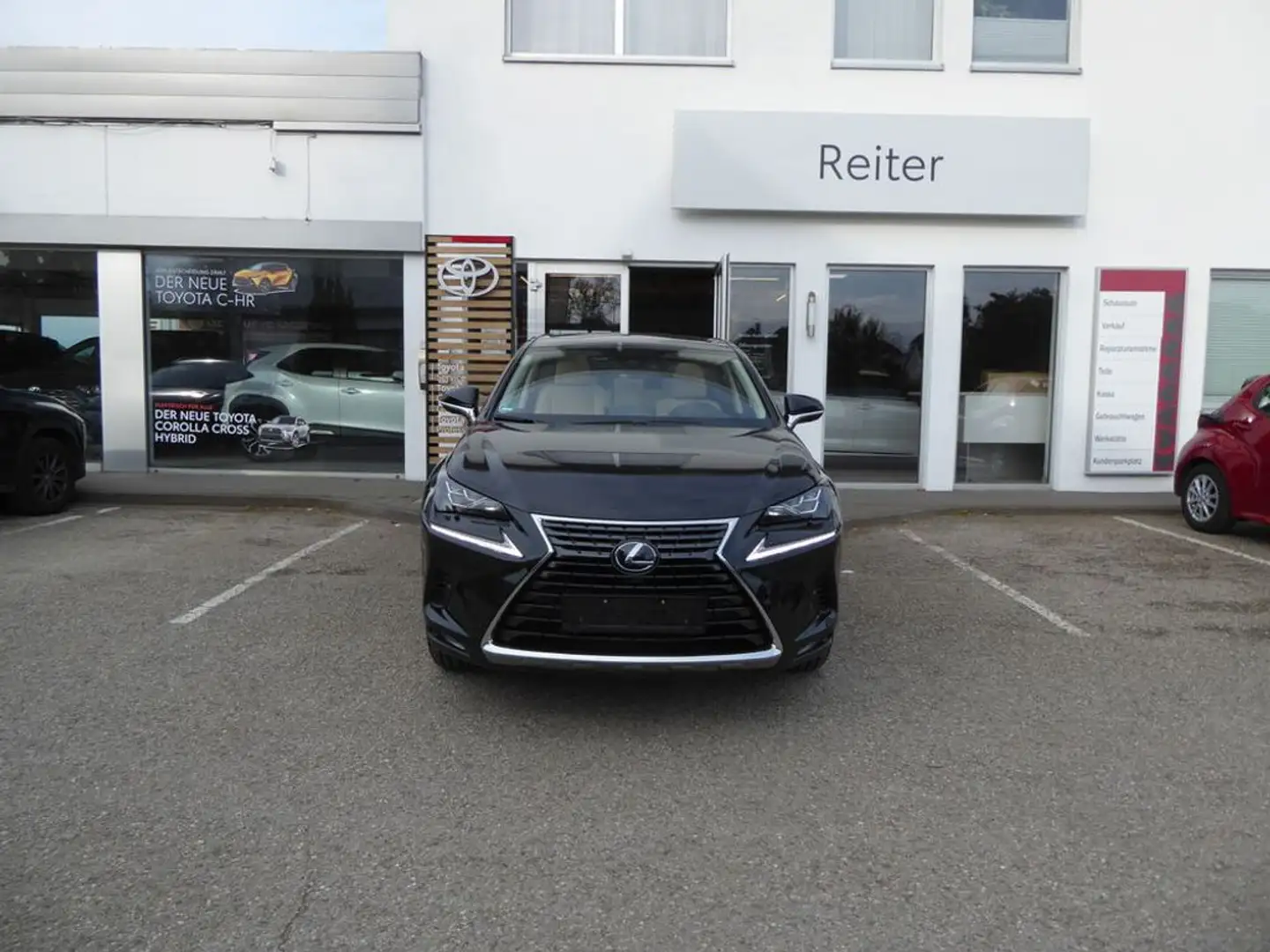 Lexus NX 300h Hybrid 4WD Aut. *MWST*PANO*HUD* Schwarz - 1