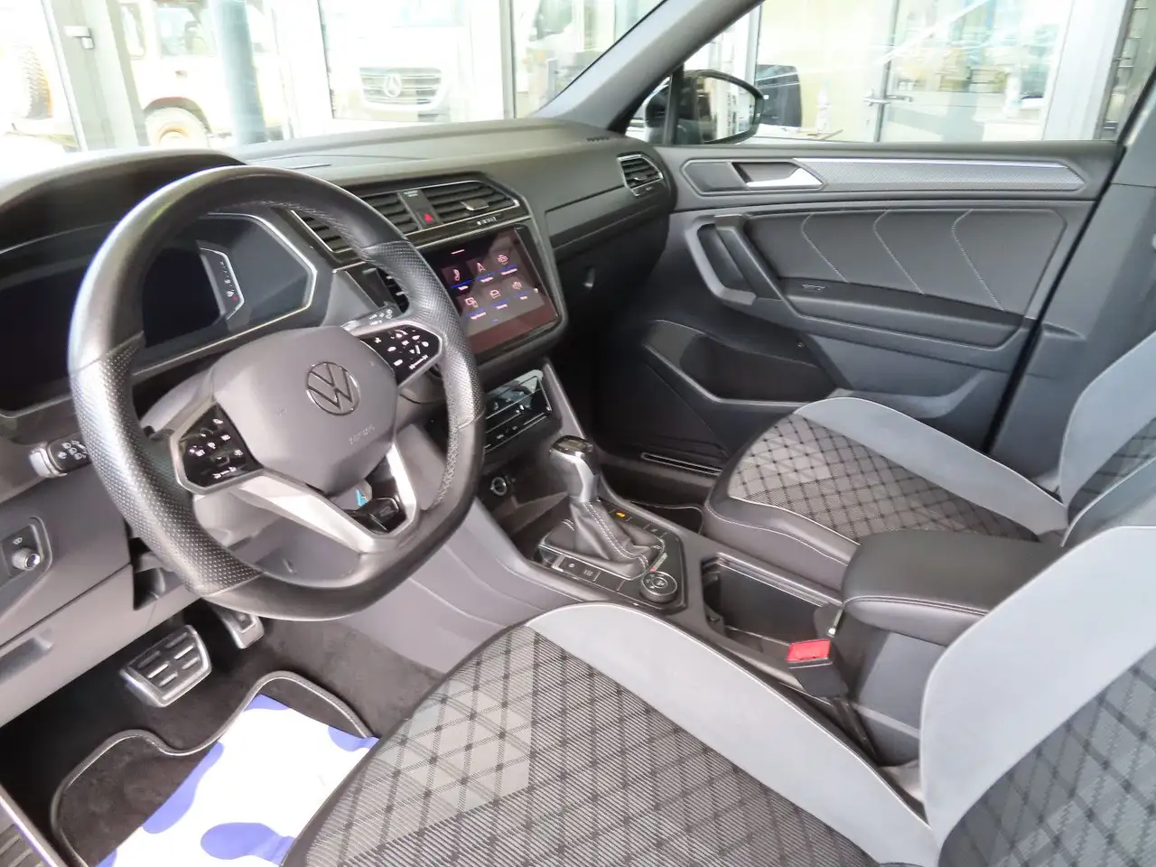 Volkswagen Tiguan Allspace R-Line 4Motion LED NAVI, миниатюра 10