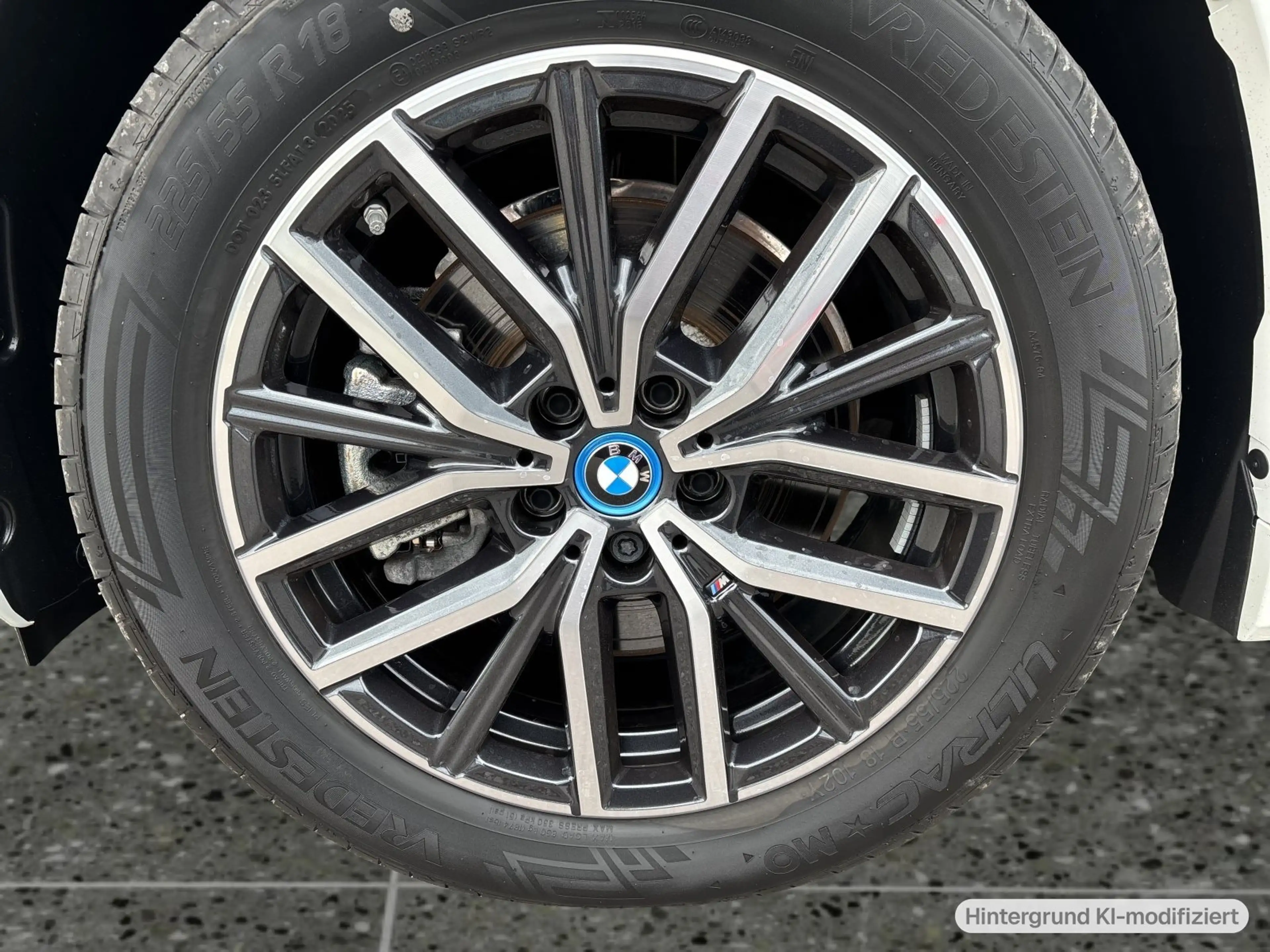 BMW iX1 xDrive30 M Sport LED Head-Up Harman/Kardon — photo 5