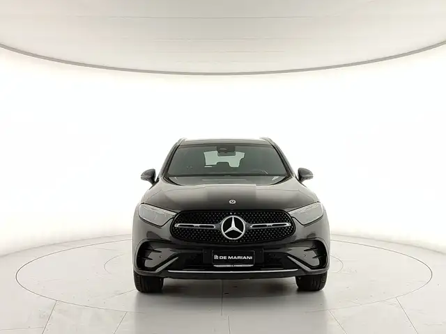 Mercedes-Benz 300 view 8