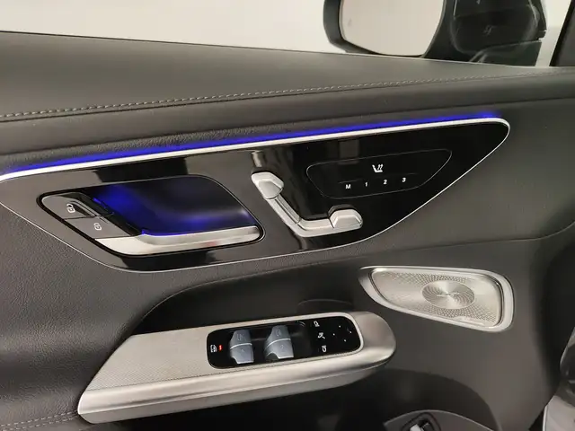 Mercedes-Benz 300 view 14