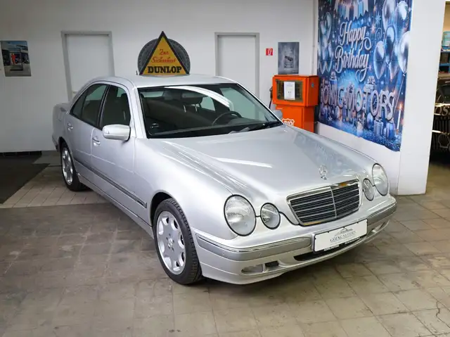 Mercedes-Benz E 200 W210 E-Klasse Kompressor Elegance aus 2. Hand