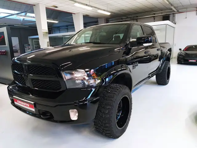 Dodge RAM RAM 1500 V8 HEMI OFFROAD PKG
