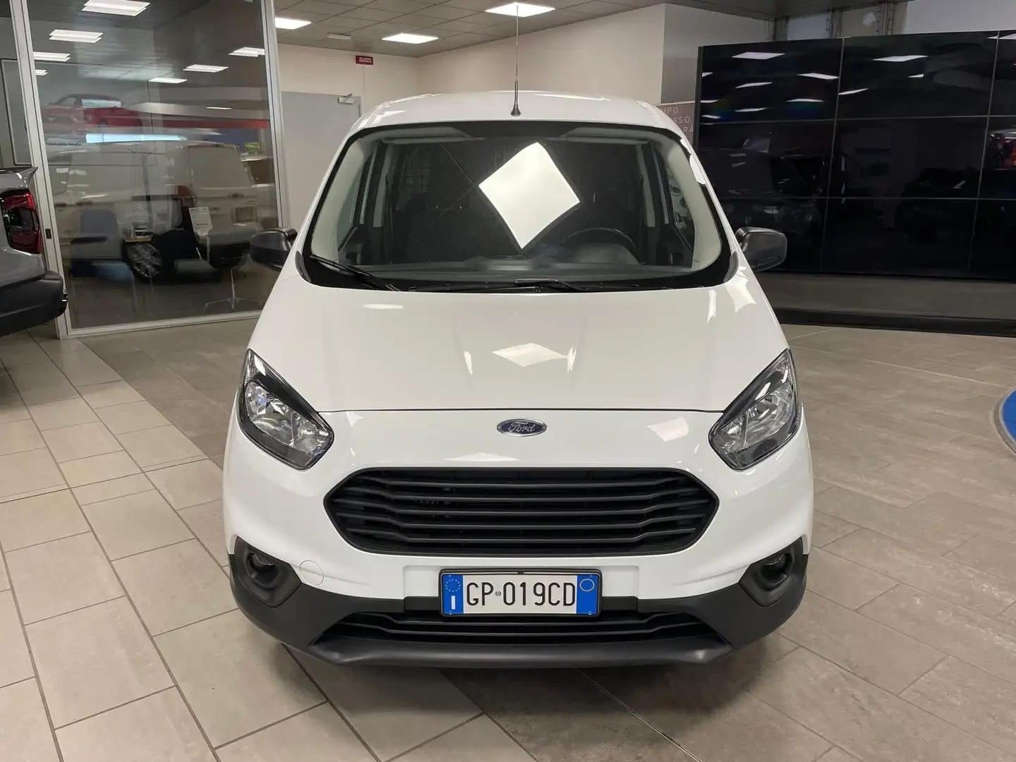 Ford Transit Courier VAN 1.0 benzina 100cv.  TREND , AUTOCARRO 2 POSTI Bianco - 2