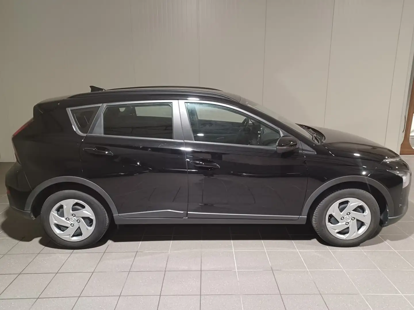 Hyundai BAYON 1,0 T-GDi Twist |airco|cruise|DAB+|smart navi Černá - 2