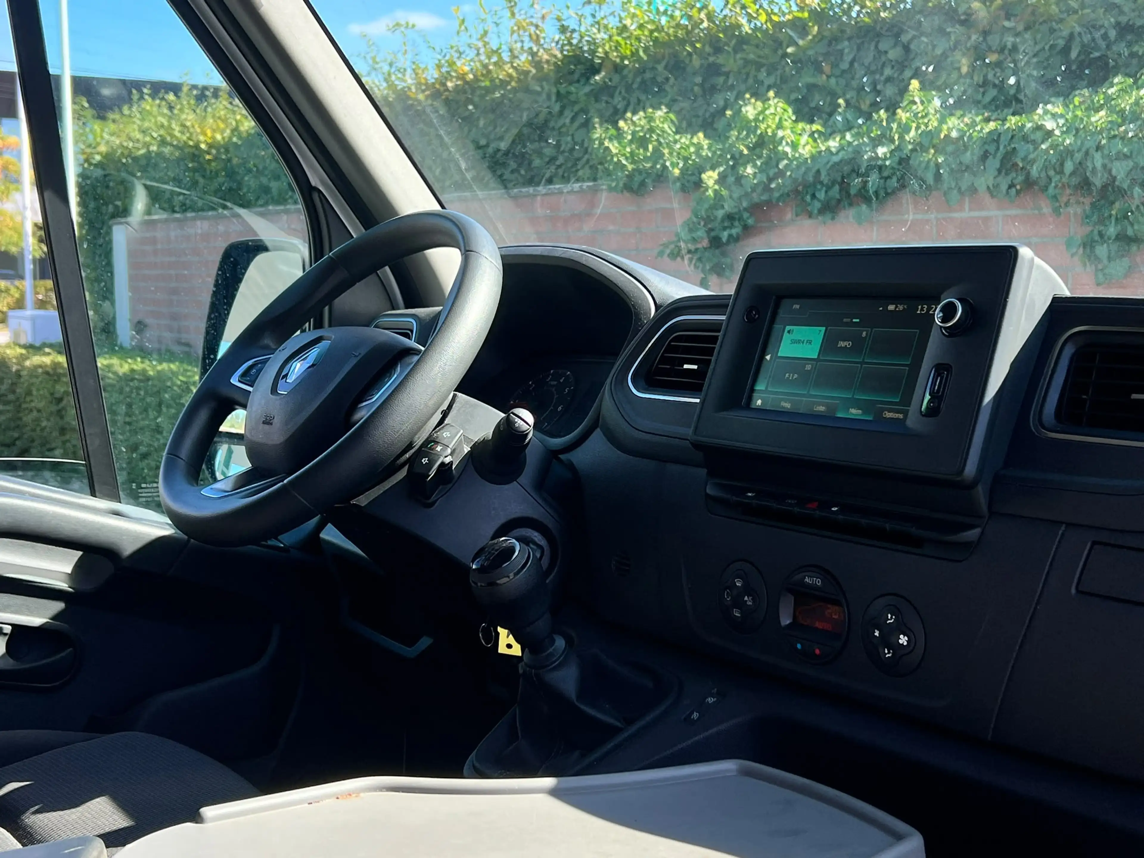 Renault Master 2.3 dCi 35 L2H2  (EU6d) — photo 10