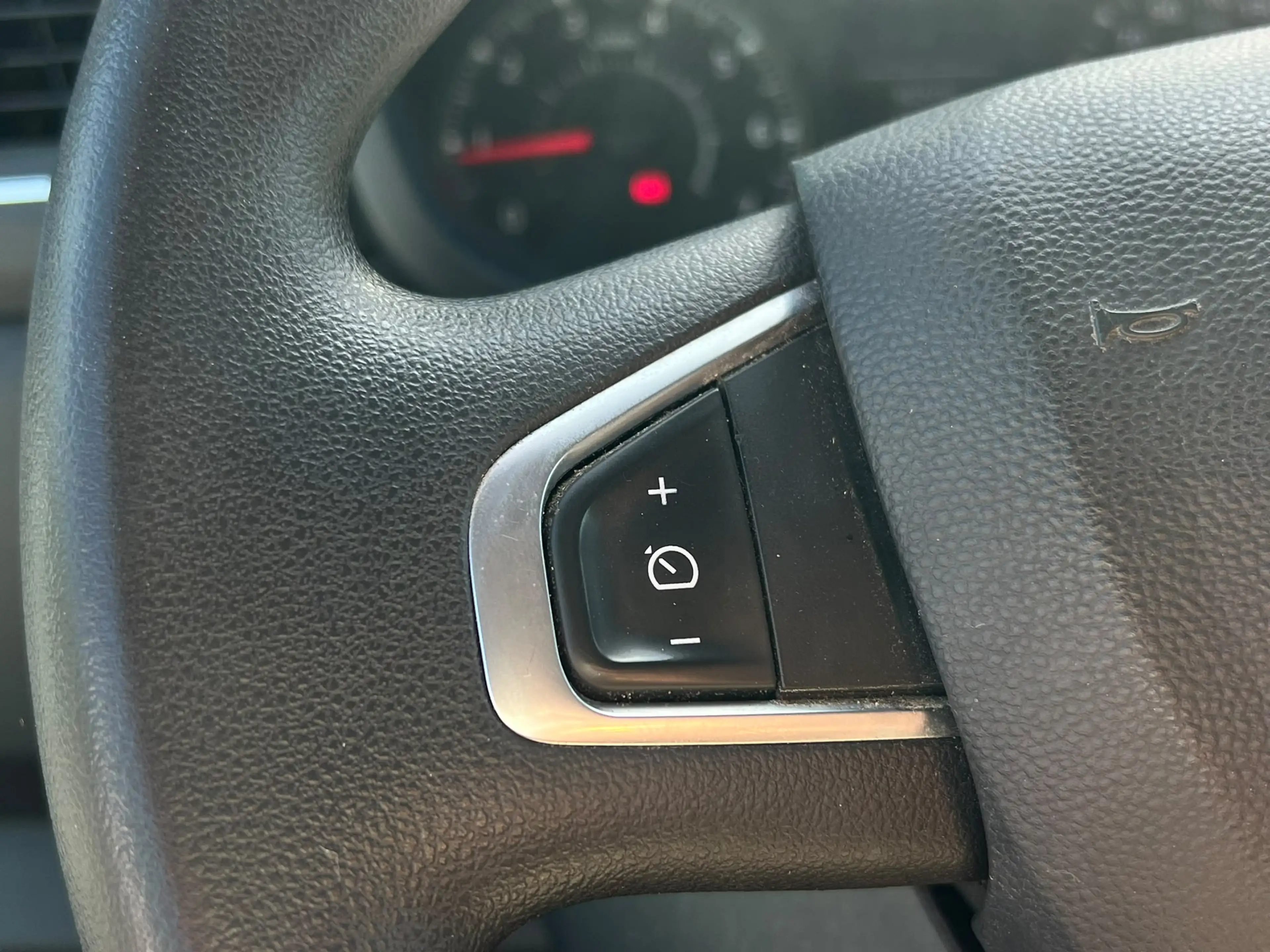 Renault Master 2.3 dCi 35 L2H2  (EU6d) — photo 12
