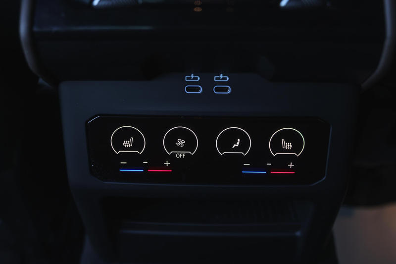 BMW 530 5 Serie 530e M Sport Automaat / Bowers & Wilkins / — photo 12