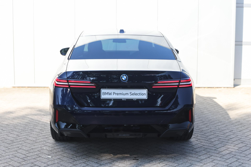 BMW 530 5 Serie 530e M Sport Automaat / Bowers & Wilkins / — photo 6