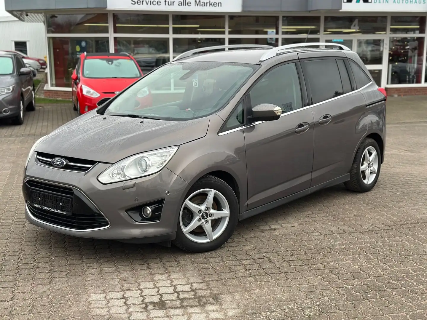 Ford Grand C-Max Grand C-MAX Titanium Braun - 2