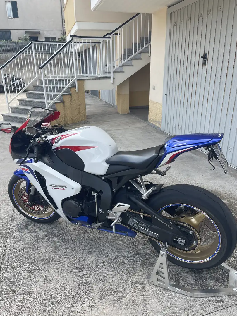 Honda CBR 1000 fireblade hrc - 1