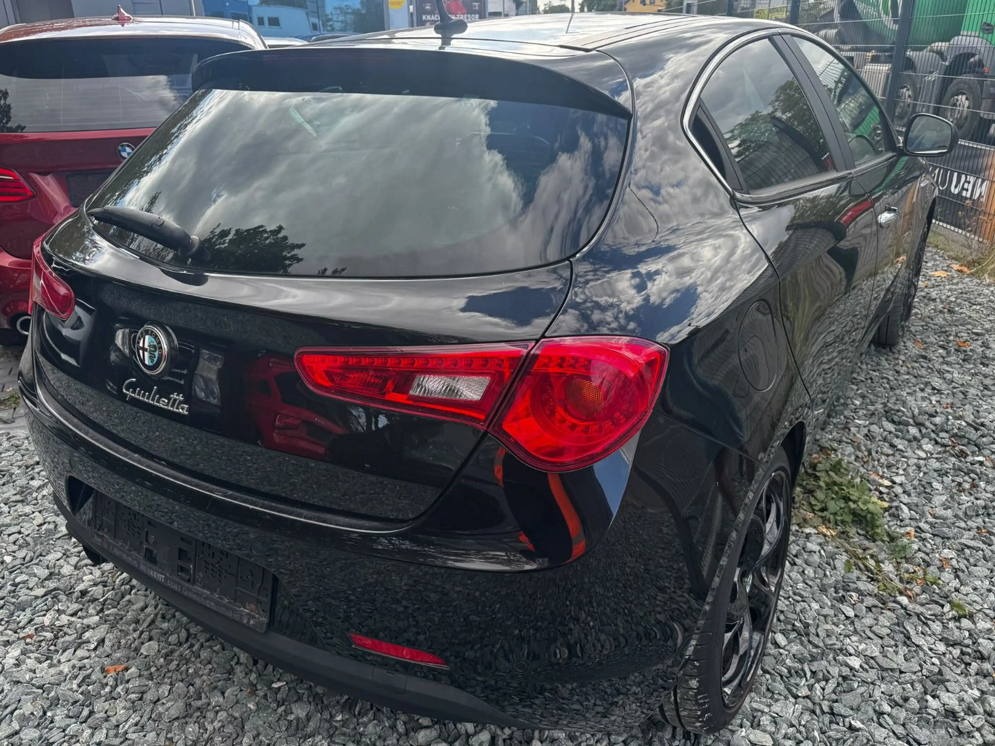 Alfa Romeo Giulietta Turismo — photo 14